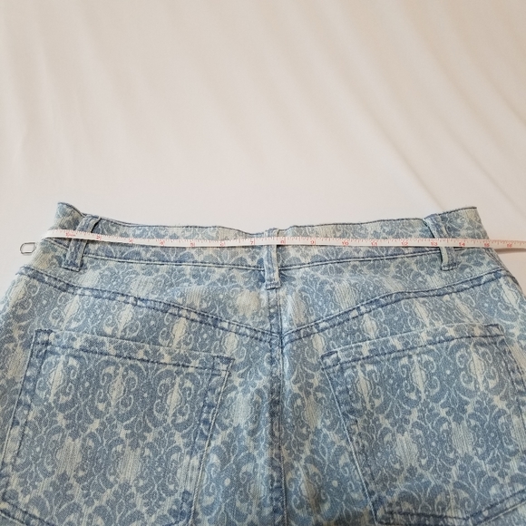 2 For 30 New Gloria Vanderbilt Shorts - Picture 4 of 6
